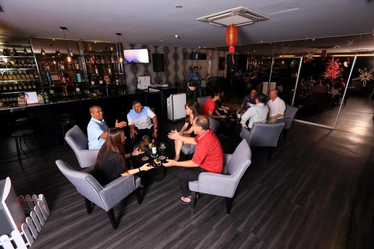 Apple Hotel Penang George Town Exterior foto