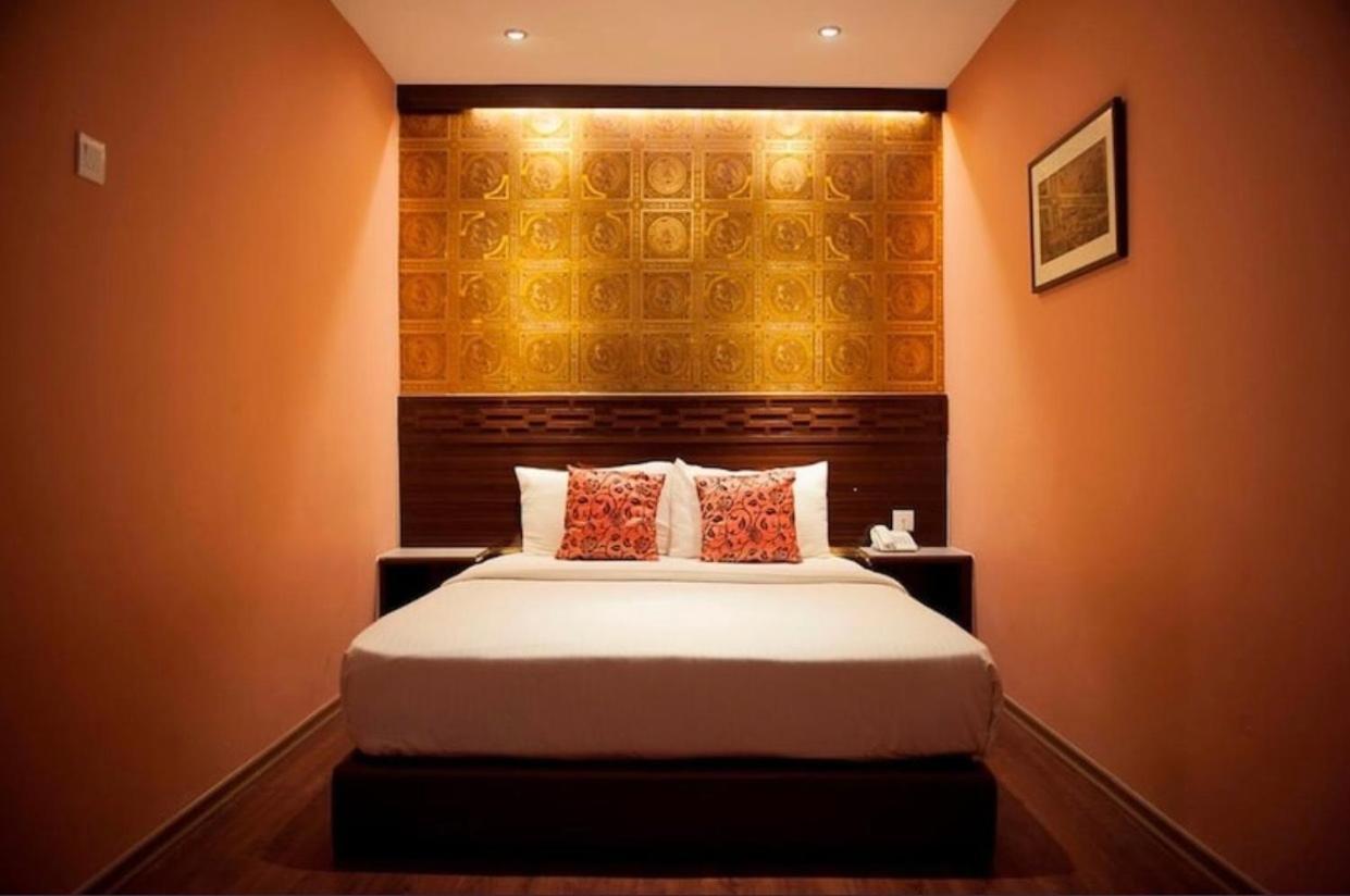 Apple Hotel Penang George Town Exterior foto